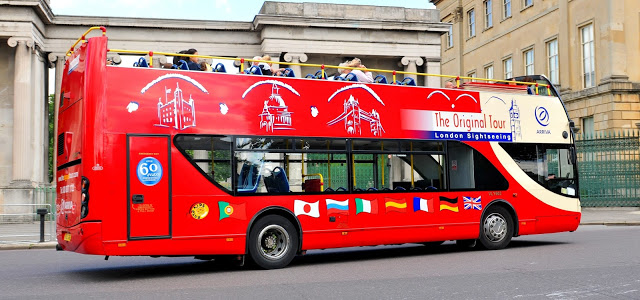 The Origial Tour - London Sightseeing Bus